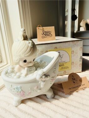 1985 Precious Moments ‘He Cleansed My Soul’ Porcelain Figurine Original Box/Tags